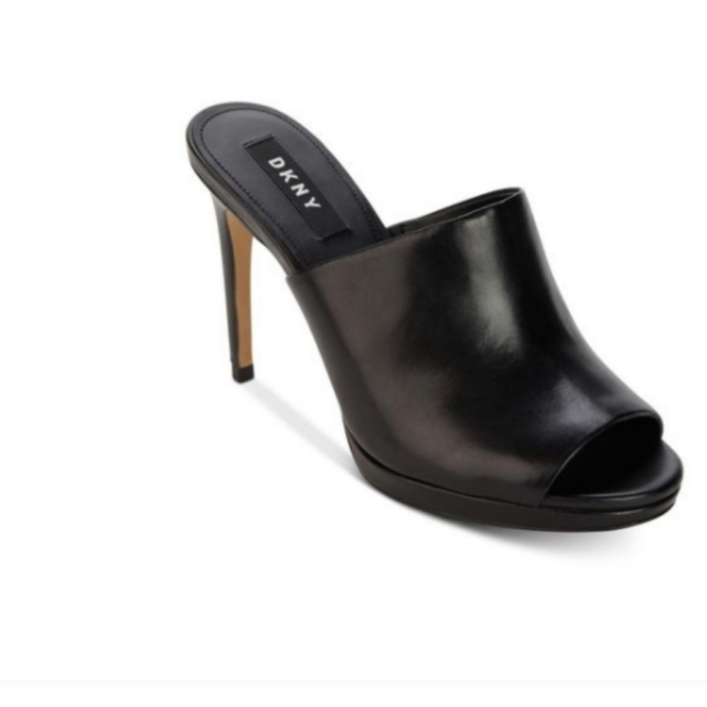 DKNY's Val Heels